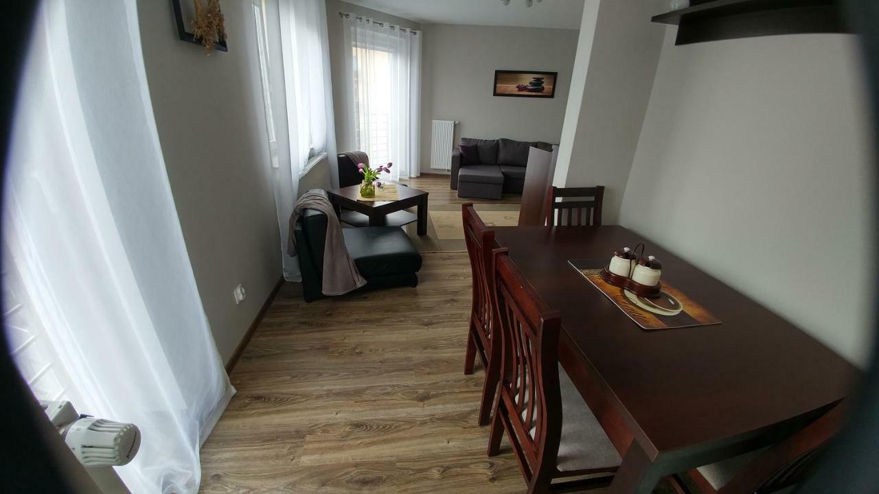 Polhouse Apartment *